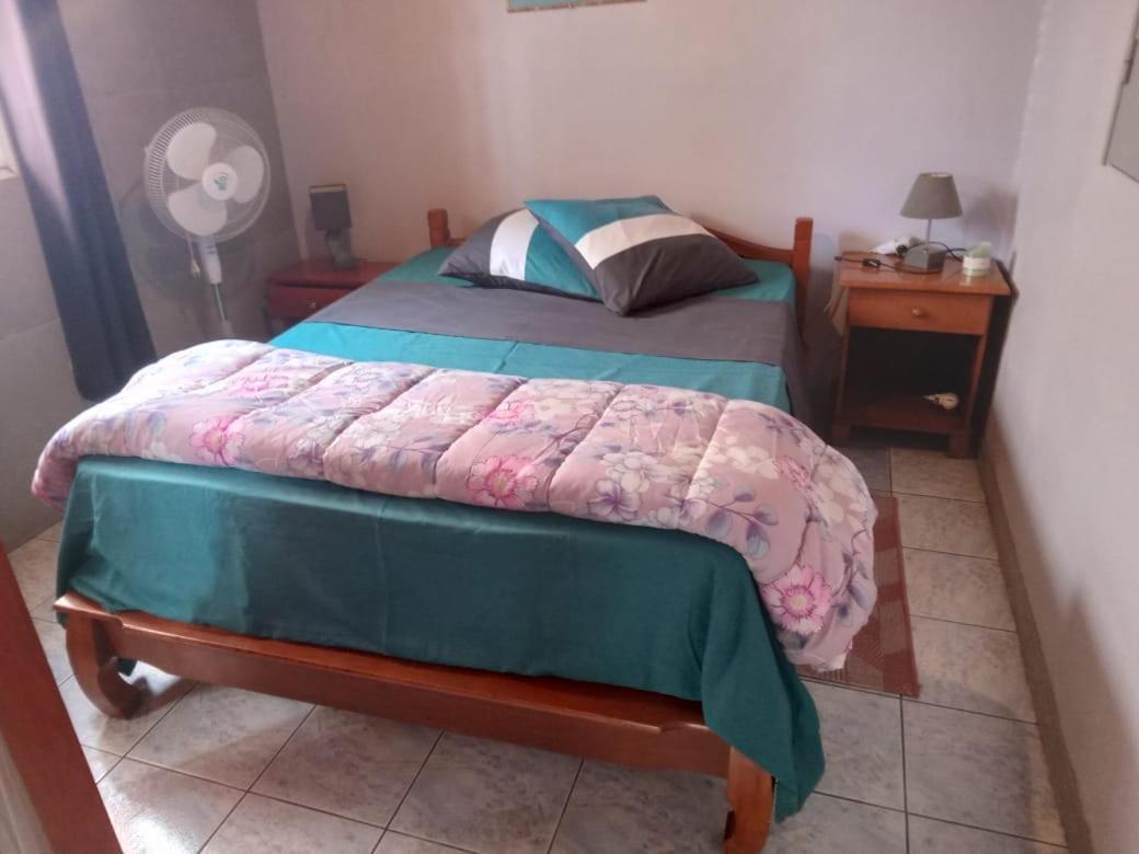 Le Calme Apartamento Saint-Joseph Exterior foto
